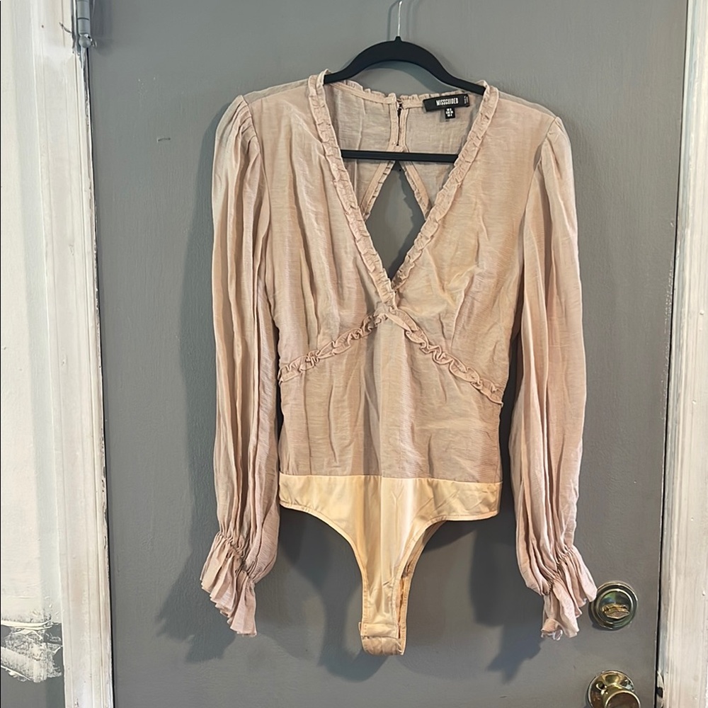 Missguided Cream Long Sleeve‎ Bodysuit Size 4